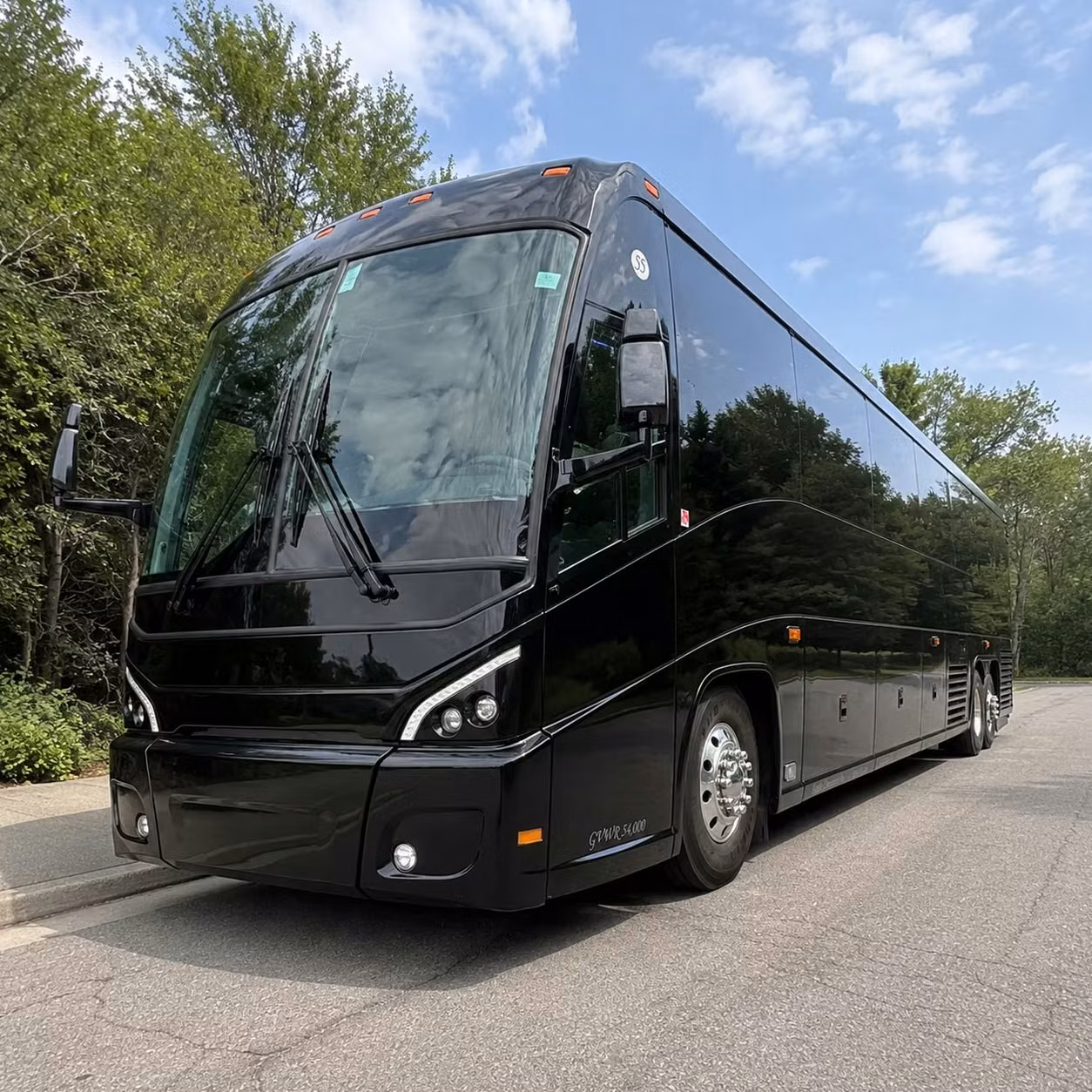 cross campus and multi location shuttle service for richardson employers