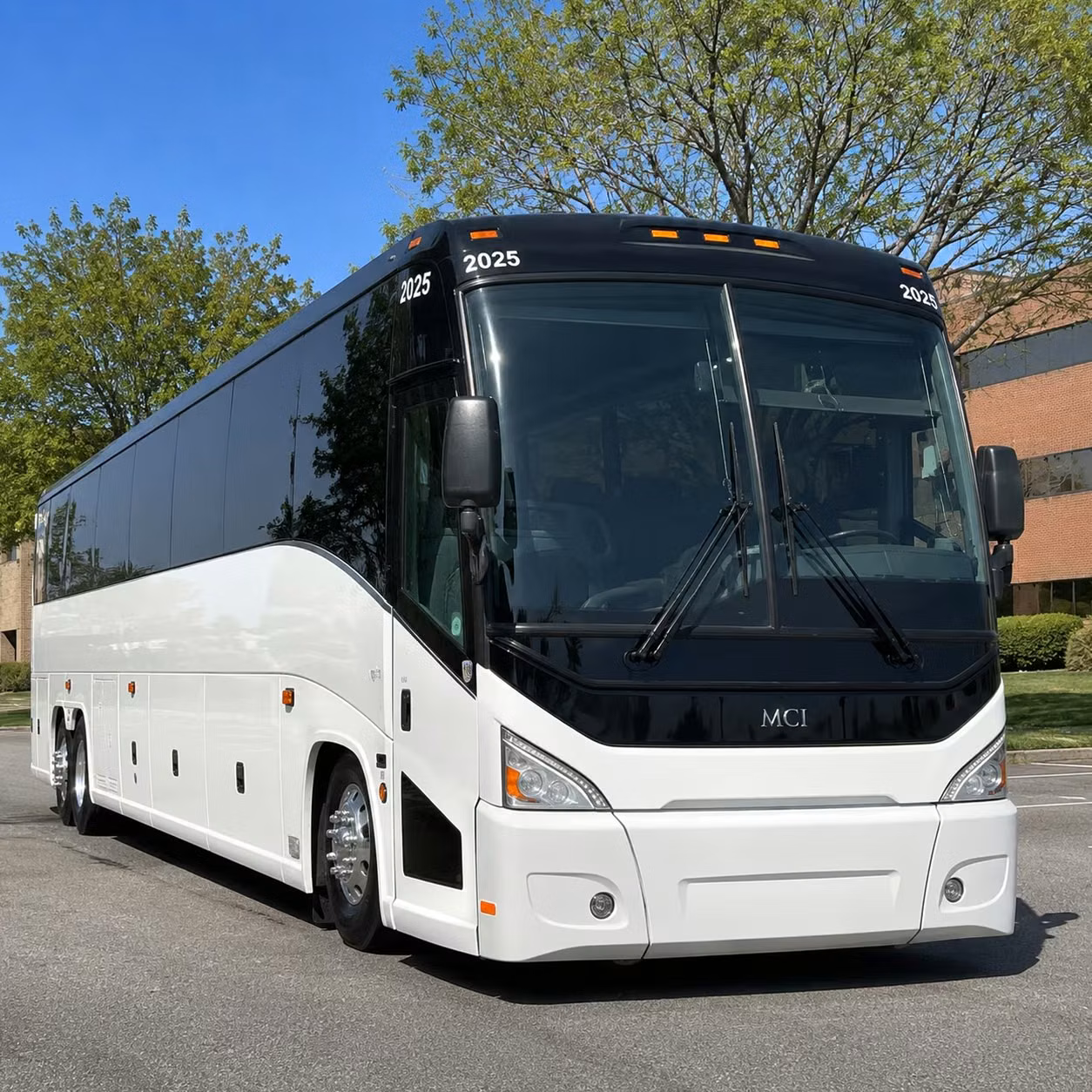 richardson wedding parties and family groups book long distance shuttles through busrentalrichardson com